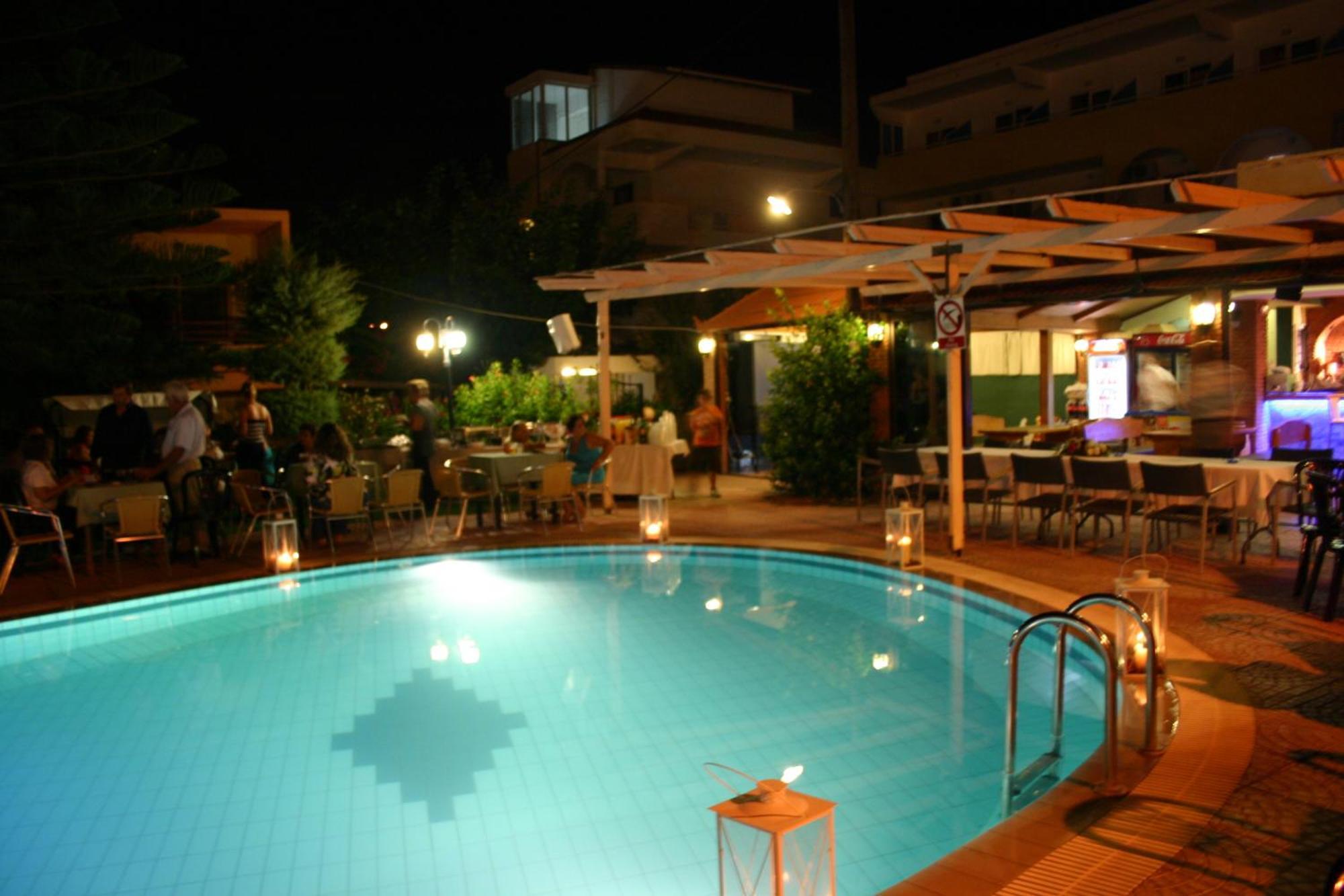 Lyristis Dinos Studios & Apartments Faliraki Eksteriør bilde
