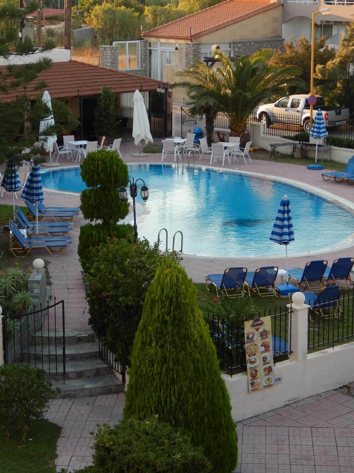 Lyristis Dinos Studios & Apartments Faliraki Eksteriør bilde